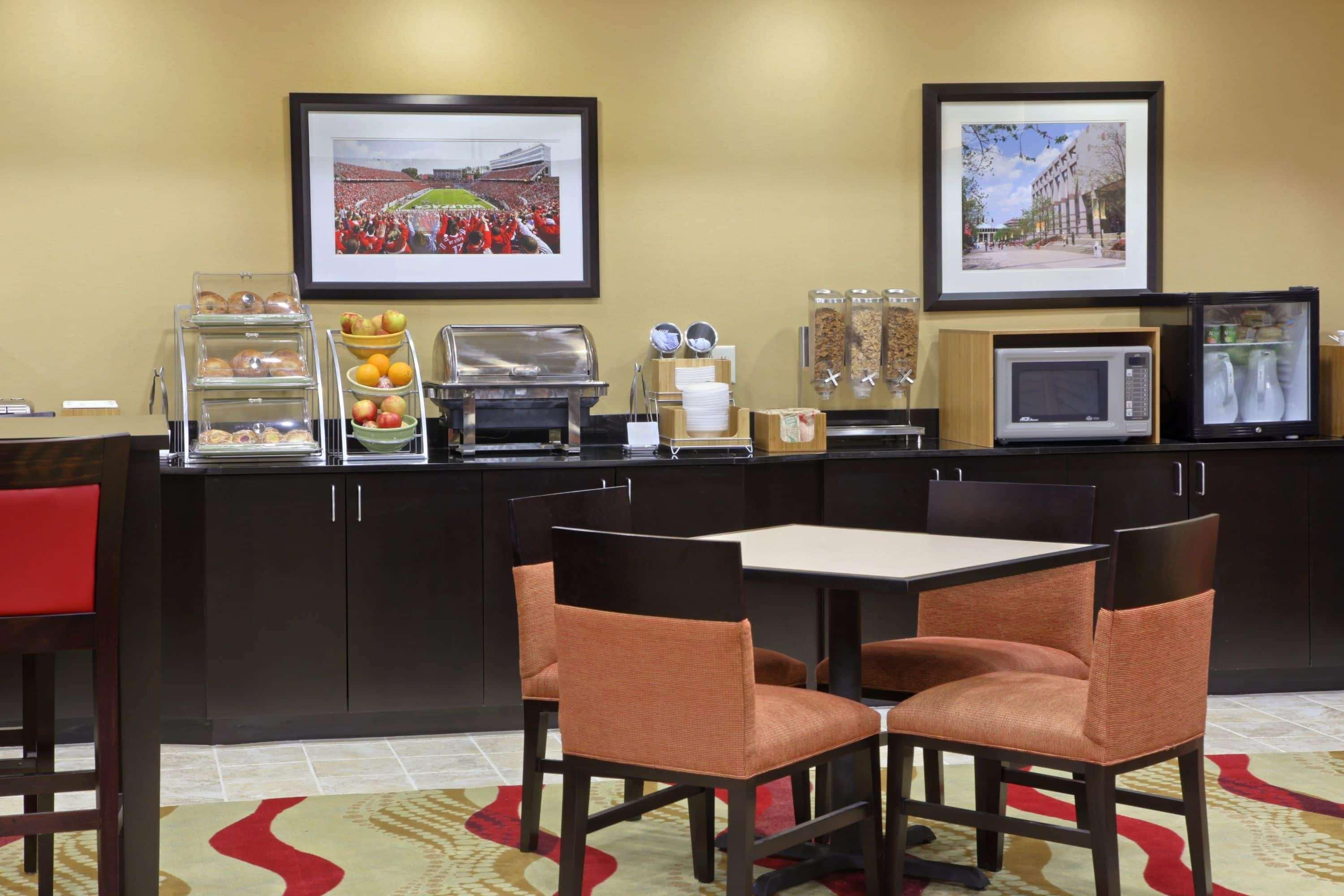 Wingate By Wyndham State Arena Raleigh/Cary Hotel Exterior foto