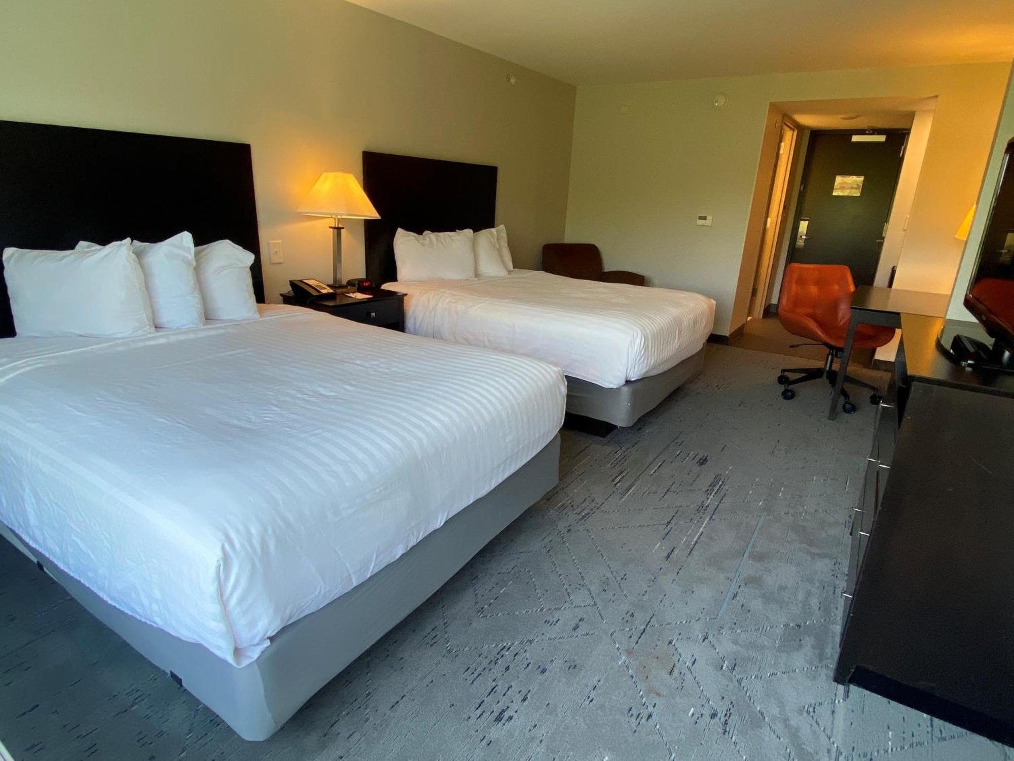 Wingate By Wyndham State Arena Raleigh/Cary Hotel Exterior foto