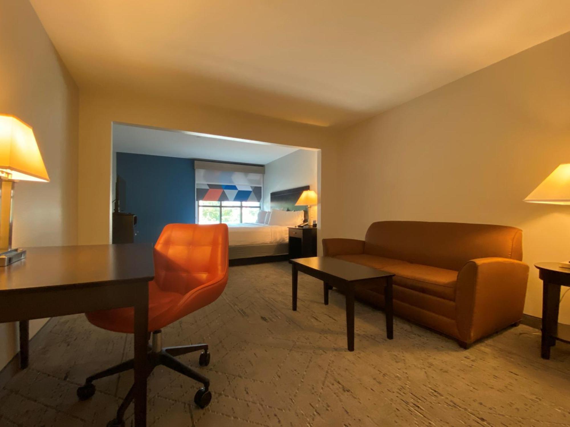 Wingate By Wyndham State Arena Raleigh/Cary Hotel Exterior foto