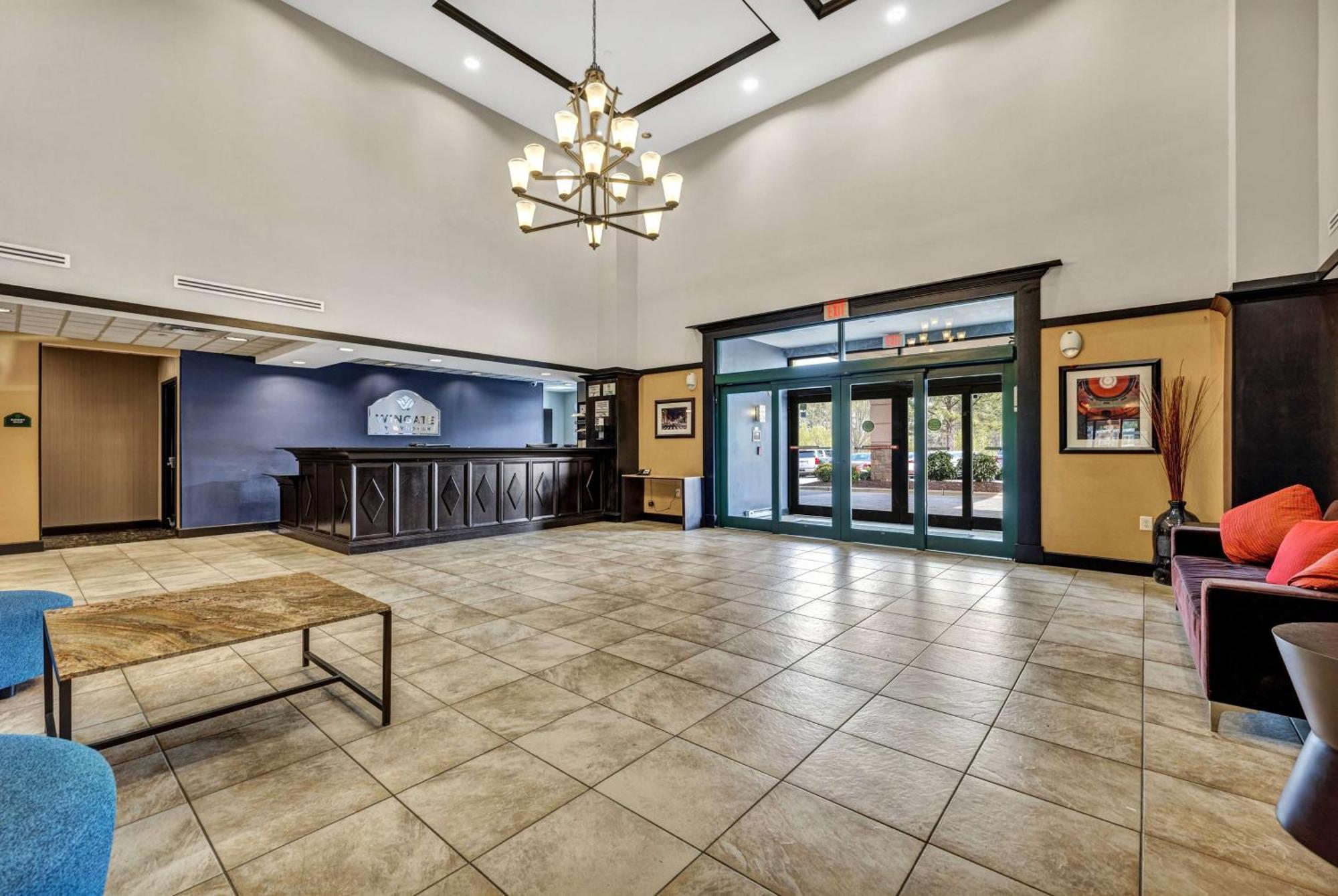 Wingate By Wyndham State Arena Raleigh/Cary Hotel Exterior foto