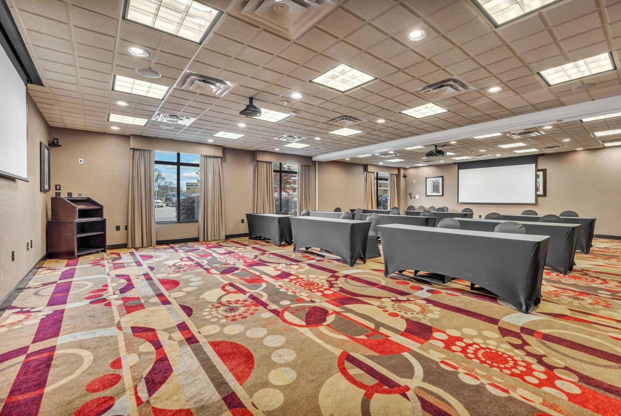 Wingate By Wyndham State Arena Raleigh/Cary Hotel Exterior foto