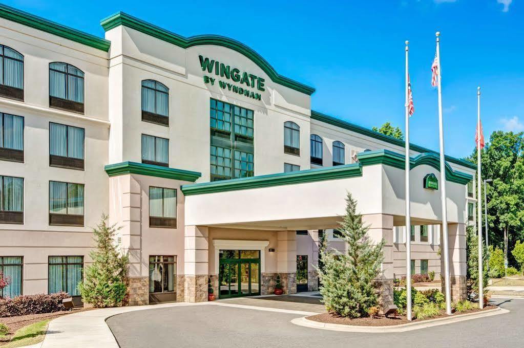 Wingate By Wyndham State Arena Raleigh/Cary Hotel Exterior foto